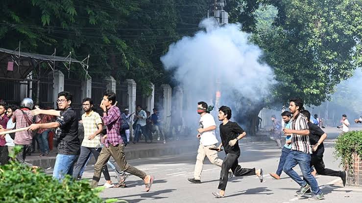 শেখ হা‌সিনার গ‌ঠিত তদন্ত ক‌মি‌শন বা‌তিল
