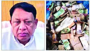 ত্রাণ মন্ত্রণালয়ের সেই স‌চিব গ্রেফতার