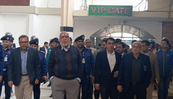 রেলের স্টাফদের সাথে আলোচনার দরজা সব সময় খোলা: উপদেষ্টা