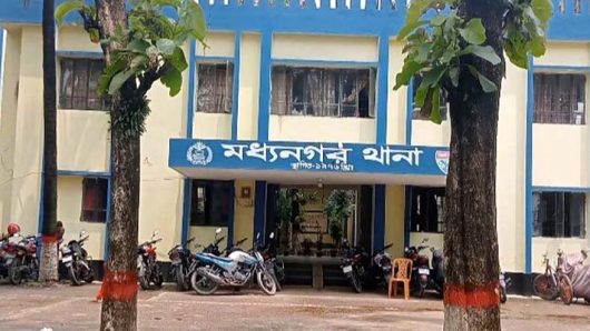 আটক যুবলীগ নেতাকে নিয়ে বিএনপির দু’গ্রুপে উত্তেজনা, ১৪৪ ধারা জারি