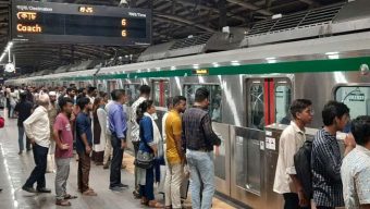 যাত্রী পরিবহনে নতুন রেকর্ড গড়লো ‘মেট্রোরেল’