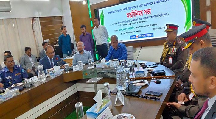 যাচাই-বাছাই করে সত্য সংবাদ পরিবেশন করতে হবে: স্বরাষ্ট্র উপদেষ্টা