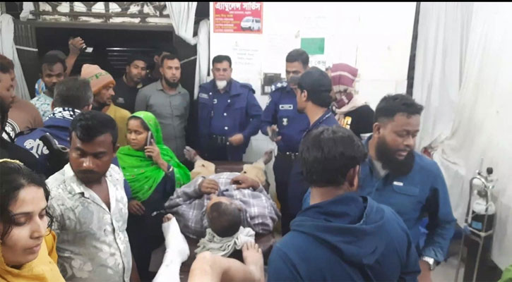 বিএনপি অফিসে ককটেল বিস্ফোরণ, আহত ৩