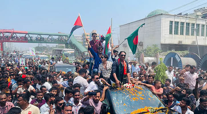হত্যা মামলায় খালাস পাওয়ায় মুক্তি, শোডাউনে তীব্র যানজট