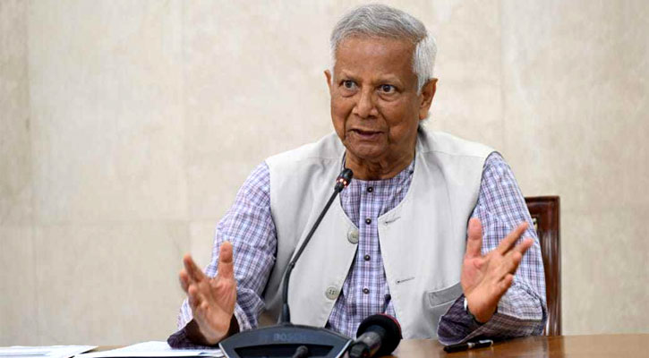 বন‍্যায় ক্ষতিগ্রস্তদের মাঝে গৃহ হস্তান্তর করলেন প্রধান উপদেষ্টা