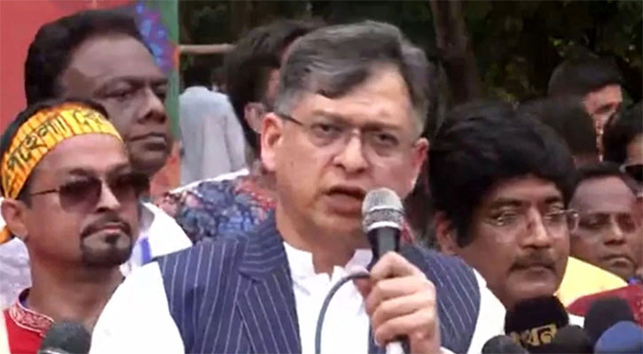 ঢাকায় আওয়ামী লীগের মৃত্যু হয়েছে, আর দাফন হয়েছে দিল্লিতে: সালাহউদ্দিন