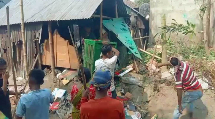 সরাইলে দু’পক্ষের সংঘর্ষে আহত অর্ধশত