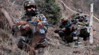 দ্বিতীয় দিনের মতো পাকিস্তান-ভারতের গোলাগুলি