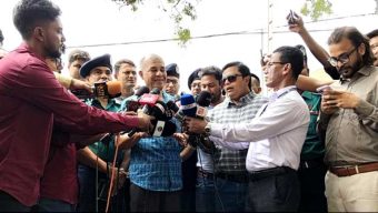 ঝটিকা মিছিল নিয়ন্ত্রণ করতে না পারলে পুলিশের বিরুদ্ধে ব্যবস্থা: স্বরাষ্ট্র উপদেষ্টা