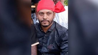 মাছ ব্যবসায়ীকে অপহরণ করে টাকা ছিনতাই, শ্রমিক দল নেতা গ্রেপ্তার