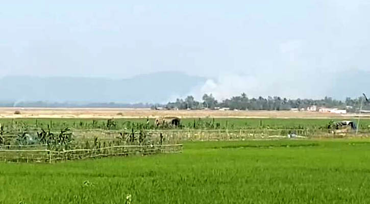 টেকনাফ সীমান্তের রাখাইনে আগুন, বাসিন্দাদের মাঝে আতঙ্ক