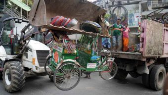ঢাকার মূল সড়কে কোনো রিকশা চলাচল করতে পারবে না: ডিএনসিসি প্রশাসক