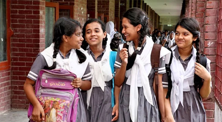 ফের লম্বা ছুটি পাচ্ছে শিক্ষাপ্রতিষ্ঠান