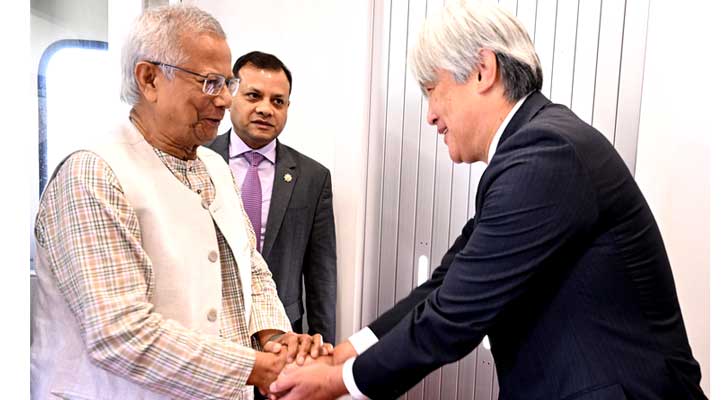 টোকিও পৌঁছেছেন প্রধান উপদেষ্টা