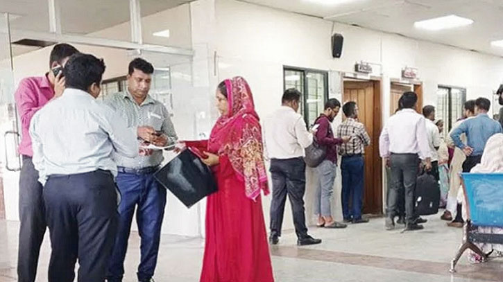 ই-মেইলের মাধ্যমে চিকিৎসকদের সাথে যোগাযোগ করবে ওষুধ কোম্পানি!