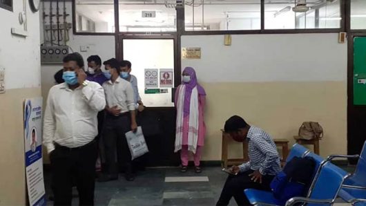 চিকিৎসকদের চেম্বারের সামনে ওষুধ কোম্পানির প্রতিনিধিদের কার্যক্রম বন্ধের সুপারিশ