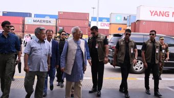 অর্থনৈতিক অগ্রগতিতে চট্টগ্রাম বন্দরই মূল ভরসা: প্রধান উপদেষ্টা