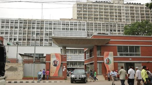 চার দফা দাবিতে স্মারকলিপি প্রদান সচিবালয় কর্মকর্তা-কর্মচারীদের