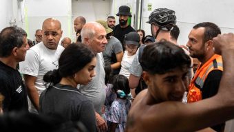 ইসরায়েলে টানা বেজে চলছে সাইরেন