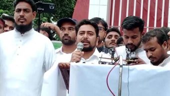 ‘ঝড়-বৃষ্টি যাই হোক না কেন, রাজপথে লড়াই চালিয়ে যেতে হবে’