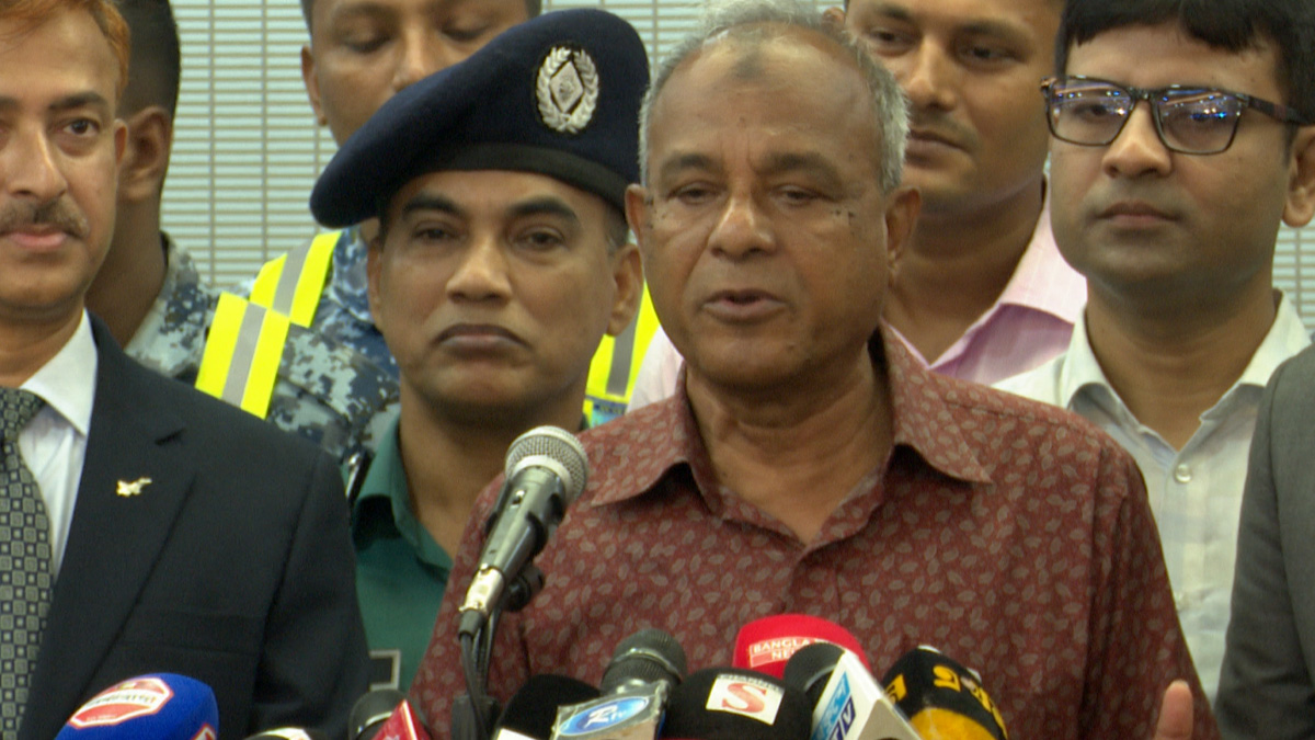 গোপালগঞ্জে নিহতদের মরদেহ তুলে ময়নাতদন্ত করা হবে: স্বরাষ্ট্র উপদেষ্টা