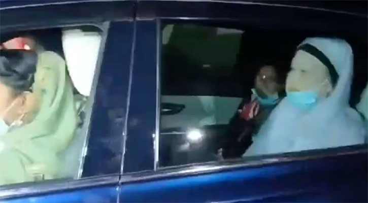 স্বাস্থ্য পরীক্ষা শেষে বাসায় খালেদা জিয়া