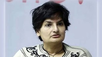 দুদকের মুখোমুখি মুন্নী সাহা