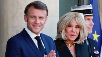 ফ্রান্সের প্রেসিডেন্ট ম্যাখোঁর স্ত্রী ছিলেন পুরুষ!