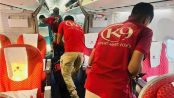 পরকীয়া প্রেমিকাকে নিয়ে কাঠমান্ডু না যেতে ‘বিমানে বোম ‘ নাটক সাজান মা!