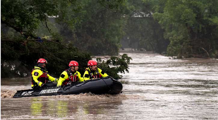 যুক্তরাষ্ট্রে বন্যায় প্রাণহানির সংখ্যা বাড়ছে