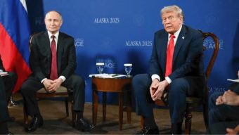 ইউক্রেন যুদ্ধ বন্ধে ট্রাম্প-পুতিনের বৈঠকে নতুন বার্তা