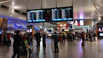 কুয়ালালামপুরে আটকে দেয়া হলো ৯৮ বাংলাদেশিকে