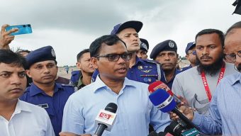 সিলেটে পাথর লুটকারীদের হুঁশিয়ারি নতুন ডিসির