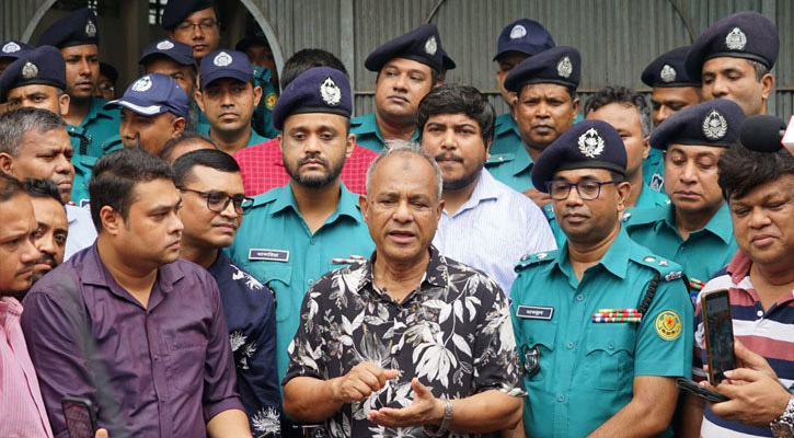 জনগণ নির্বাচনমুখী হলে কোনো ষড়যন্ত্র কাজে আসবে না: স্বরাষ্ট্র উপদেষ্টা