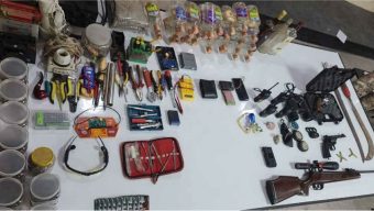 কোচিং সেন্টার থেকে বিপুল পরিমাণ অস্ত্র উদ্ধার