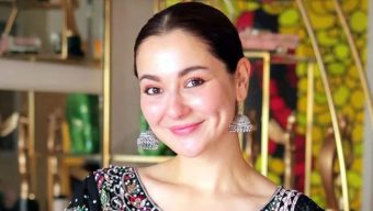 প্রথমবার এসেই ভক্তদের হৃদয়ে ঝড় তুললেন হানিয়া আমির