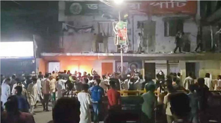 জাপার কেন্দ্রীয় কার্যালয়ে হামলা ও অগ্নিসংযোগ