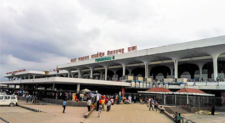 লতিফ সিদ্দিকীর ছোট ভাই বিমানবন্দরে আটকে