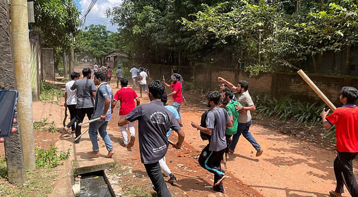 চট্টগ্রাম বিশ্ববিদ্যালয় ক্যাম্পাসে শিক্ষার্থী-স্থানীয়দের সংঘর্ষে আহত ৮০