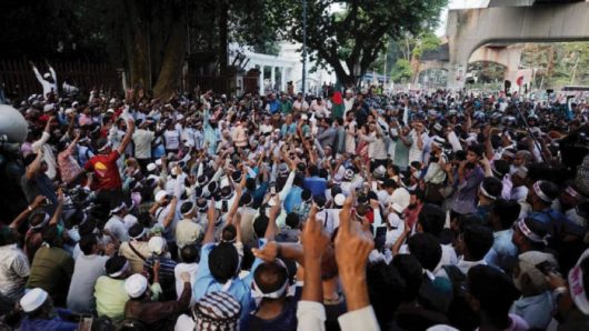 ভাতা বৃদ্ধির দাবিতে এমপিওভুক্ত শিক্ষকদের শাহবাগ ‘ব্লকেড’