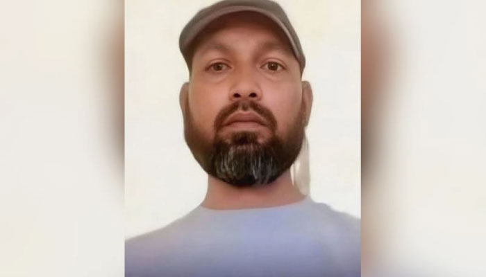 গরু চুরির মামলায় স্বেচ্ছাসেবক দল নেতা গ্রেফতার