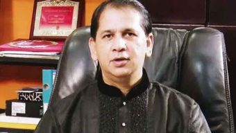 বিএসবি গ্লোবাল নেটওয়ার্কের চেয়ারম্যাকে আদালতের বারান্দায় মারধর