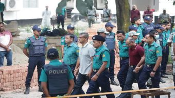 ১৫ সেনা কর্মকর্তাকে কারাগারে পাঠানোর নির্দেশ