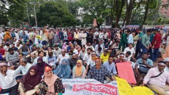 সরকারি প্রাথমিক বিদ্যালয়ের সহকারী শিক্ষকদের ‘আমরণ অনশন’ স্থগিত