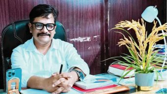 বিএনপি ছেড়ে আওয়ামীলীগে গেলেন সাবেক এমপি!