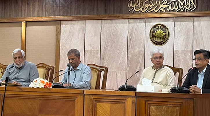 অন্তর্বর্তী সরকার আর কোনো উদ্যোগ নেবে না: আইন উপদেষ্টা