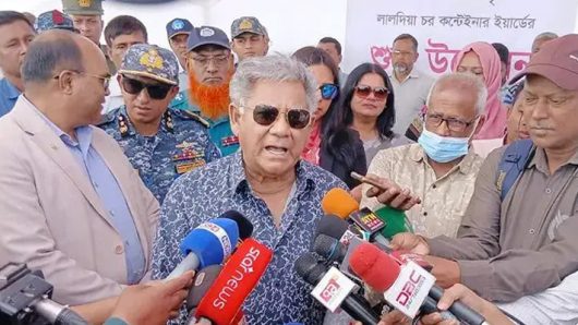 শুধু পরিবহন নয়, সব জায়গায় চাঁদাবাজি হচ্ছে: নৌপরিবহন উপদেষ্টা