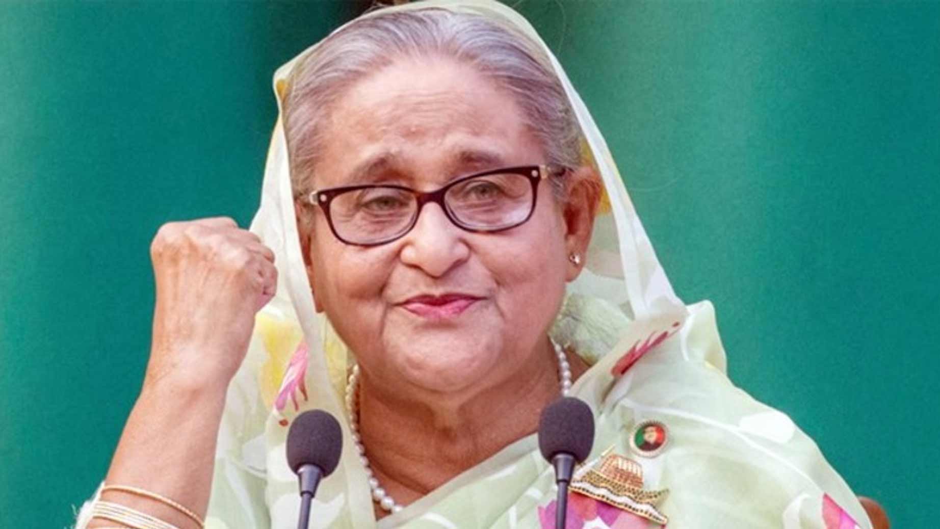 একই দিনে একইরকম তিন-তিনটি সাক্ষাৎকার শেখ হাসিনার