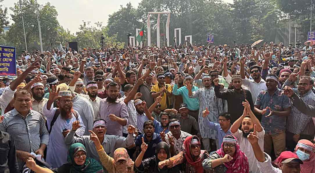 স্বরাষ্ট্র, প্রাথমিক ও গণশিক্ষা উপদেষ্টাদের পদত্যাগ চান শিক্ষকরা