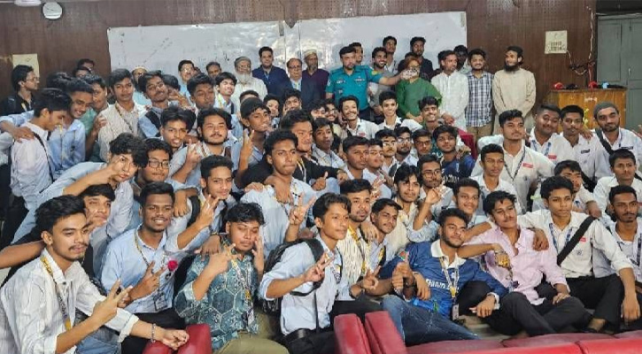 ঢাকা কলেজ ও আইডিয়াল কলেজের শিক্ষার্থীদের মাঝে শান্তির বার্তা